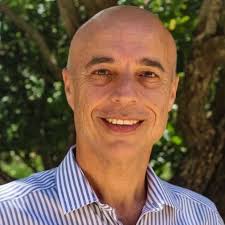 Carlos Abuchaibe's Instagram, Twitter & Facebook