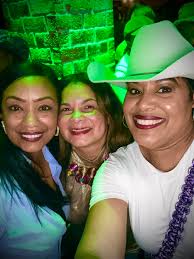 Before there's #MardiGras, there's #LundiGras 💜💚💛 #FatTuesday2025  #KuntryFun #CreoleFun