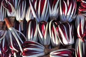 Informazioni utili online sulla parola italiana «trevisano», il significato, curiosità, anagrammi, definizioni da cruciverba, rime, dizionario inverso. Radicchio Trevisano Foto Bild Stillleben Food Fotografie Obst Gemuse Bilder Auf Fotocommunity
