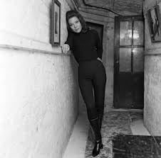 The brit actress died peacefully at home this morning surrounded by her family after a. Diana Rigg Dies At 82 Vanity Fair