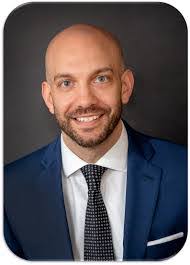 Dan Esford's Instagram, Twitter & Facebook