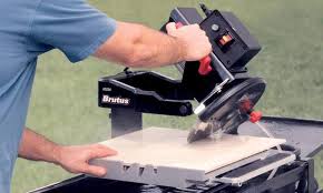 How To Use A Wet Tile Saw Tile Saw Tile Saws Saws