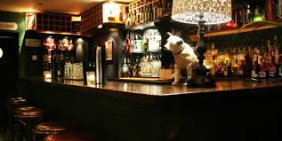 The area is home to one of london's oldest pubs a bar chain that helped put 'craft beer' on everyone's lips both literally and figuratively, the covent garden branch is the one with the widest. Covent Garden Cocktail Club Top London Bars London Night Guide
