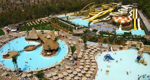 Maybe you would like to learn more about one of these? Nerotsoylh8res Sthn A8hna To Aqua Fun Park Anoi3e Tis Pyles Toy