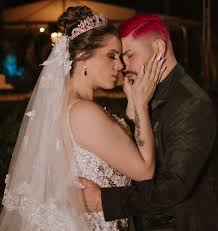 Casal de youtubers relata invasão de casa e furto de itens de sex shop no  litoral de SP | Santos e Região | G1