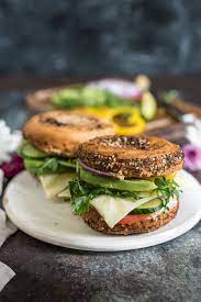 This Is The Best Veggie Bagel Sandwich Loaded With Hummus Cream Cheese And All The Veggies You Healthy Bagel Sandwich Gluten Free Recipes Easy Bagel Sandwich