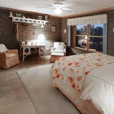 This luxury tucson bed and breakfast offers excellent lodging for guests wanting to enjoy a quiet outdoor spa retreat. Desert Dove Bed Breakfast Bed Breakfast 11707 E Old Spanish Trl Tucson Az Phone Number