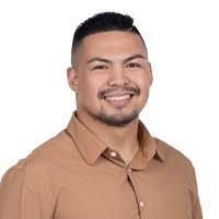 Kari Osborn's Instagram, Twitter & Facebook