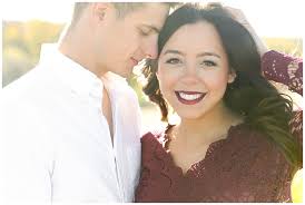 Burgundy Maternity Portrait Session