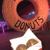 The pumpkin and apple cider donuts aren't the only the only ones making fall better at dunkin'. Randy S Donuts Now Closed Ø­Ø·ÙŠÙ† 33 Tips