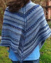 Here i have collected some patterns that i really love. Free Knitting Pattern For Lala S Simple Shawl Baby Knitting Patterns Free Knit Shawl Patterns Bulky Yarn Patterns