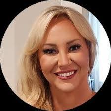 Margaret Elkins's Instagram, Twitter & Facebook