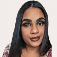 Ebony Bradshaw's Instagram, Twitter & Facebook