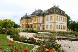 Würzburger residenz) is a palace in würzburg, germany. Rococo Garden For A Walk Review Of Veitshochheim Schloss Wurzburg Germany Tripadvisor