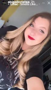Abigail Cristea XOXO LILIAC 💜🤘🦇🥁, Abigails IG Story