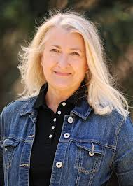 Join us this weekend for some fantastic Bozeman Area OPEN HOUSES! 🏠 We  can't wait to see you there! ➡️ Check out the full list of properties now  🔗 link in bio. #