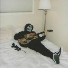 Happy spotify playlist covers 300x300 2yamaha com. Spotify Playlist Cover 300x300 Grunge Aesthetic Guitar Grunge Aesthetic Aesthetic Videos Mirror Selfie