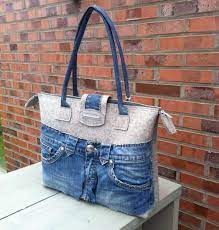 Tasche nähen aus jeans denim tasche tasche häkeln alte jeans recyceln recycelte jeans taschen selber machen kleidung selber nähen tasche aus alter jeans nähen einfache anleitung und ideen dekoration haus. Schultertasche Lena Mit Jeans Taschen Jeans Tasche Taschen Nahen