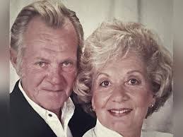 Lucy Peak's Instagram, Twitter & Facebook