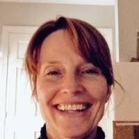 Vicki Hanks's Instagram, Twitter & Facebook