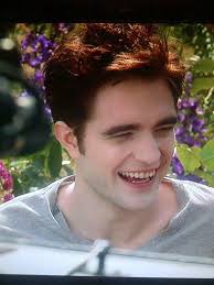 smile appreciation post for my man Robert Pattinson because his smile is  BEAUTIFUL and his best (my favorite) trait 💖