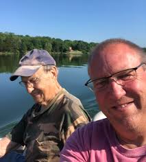 Happy Fathers Day to all the moto dads out there. 💙