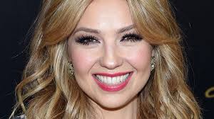 THALÍA'S BEAUTY SECRETS