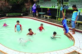 Mengunjungi Wahana Kolam Renang Desa Bermain Air Dan Belajar Cocok Tanam