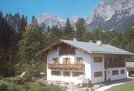 S.boegl@gmx.at impressum angaben gemäß § 5 tmg Haus Hermann Buhl Ferienwohnungen Ramsau Ramsau Unterkunfte