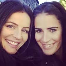 Erin Oneill's Instagram, Twitter & Facebook