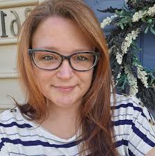 Hey ladies! What do yall think about this one? Smells pretty good to me.