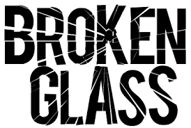 Illustrating the making of an illustration of an attractive eye that catches the eye in a frontal face. Illustrator Tip 18 Broken Glass Effect