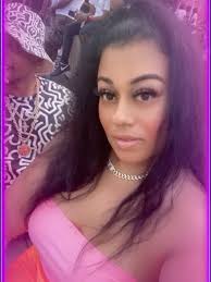 I want to wish our Beautiful Queen Sharon Bean a very Happy Birthday. I  hope your day is as special and beautiful as you. I wish you many more and  all the