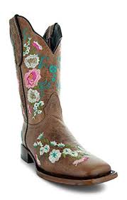 You can walk in them without wobbling, and they ground a frilly dress like a full stop. The 10 Best Cowboy Boots With Flower On Them From The Guest Room