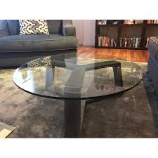 West elm's selection of modern coffee tables complements any modern living space. West Elm Round Glass Coffee Table Aptdeco