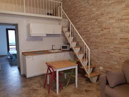 Parquet ,soppalco con due posti letto, mansarda con tre posti letto, completamente perlinato die unterkunft monolocale completamente palchettato e perlinato con soppalco in legno da 2 posti letto, ampia zona giorno molto bella e accogliente con div…. 1 Recensioni E 29 Foto Per Bivano Con Soppalco E Ingresso Indipendente Aggiornato Al 2021 Tripadvisor Villasimius Case Vacanze