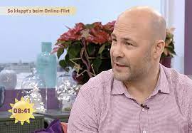 Sie können die musterbewerbung als word dokument oder als pdf dokument herunterladen und nach ihrem belieben anpassen. Frauen Anschreiben 7 Tipps Und Muster Vorlagen Fur Mehr Erfolg