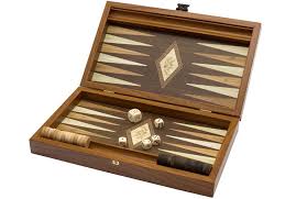 Excellent quality and storage for the pieces incorporated into the design. Backgammon Sets Buy Online Fast Shipping Best Brands Order Now