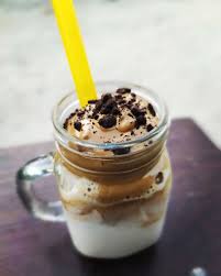 Resep Dalgona Tanpa Mixer Instagram Makanan Manis Makanan Dan Minuman Ide Makanan