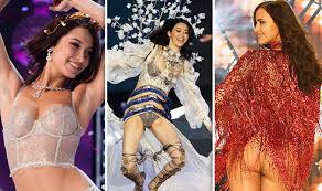 By brian ewing 6 years ago 216.6k views. Victoria S Secret Worst Ever Mishaps From Bella Hadid Nip Slip To Irina Shayk Bum Flash Celebrity News Showbiz Tv Express Co Uk