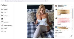 Who is this girl in bed? - Rosa N - Sapphirerose - Sapphireblu07 1457396 ›  NameThatPorn.com