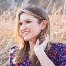 Rebecca Fouts's Instagram, Twitter & Facebook