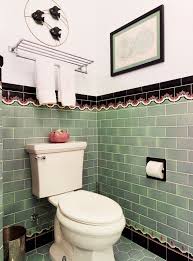 This retro bathroom can also be paired with modern home décor. 12 Cool Retro Bathroom Ideas That Will Work For Your Modern Home Retro Bathrooms Colorful Bathrooms Retro Bathroom Ideas