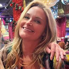 Whitney Hatfield's Instagram, Twitter & Facebook