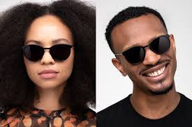 Lonnie Black lunettes de soleil noires ovales