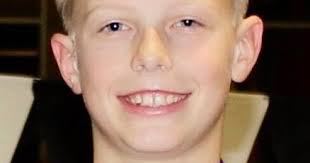 Moore brothers help Sho'men swim past Spirit for 3-0 finish