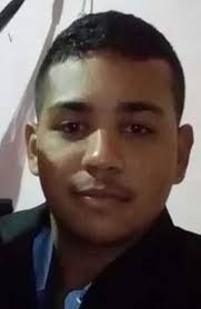 Polícia procura falso restaurador de sofás, que aplicou vários golpes em  Manaus