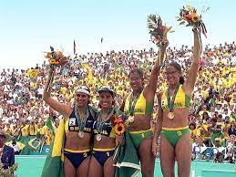 Foi criado no estado da califórnia (estados o jogo é disputado em equipes de 2 a 4 jogadores (nas olimpíadas os jogos são disputados por duplas). Volei De Praia Nas Olimpiadas Historia E Maiores Campeoes