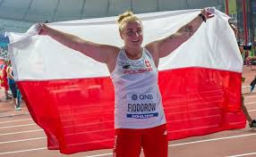 In the third round, fiodorow was displaced by zhang wenxiu, then three throwers later by hanna skydan with a throw of 73.38 metres. World Athletics Champs Podlaskie24
