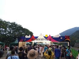 フジロックフェスティバル（fuji rock festival）は、日本のロック・フェスティバルである。 主催はsmash。 フジロックという略称および愛称で知られる。. æ—¥è¨˜ ãƒ•ã‚¸ãƒ­ãƒƒã‚¯ãƒ•ã‚§ã‚¹ãƒ†ã‚£ãƒãƒ«2019 Public Image Republic